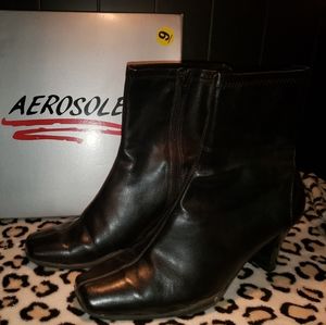 Aerosoles Cin Cushion Black Booties.  Size 9.